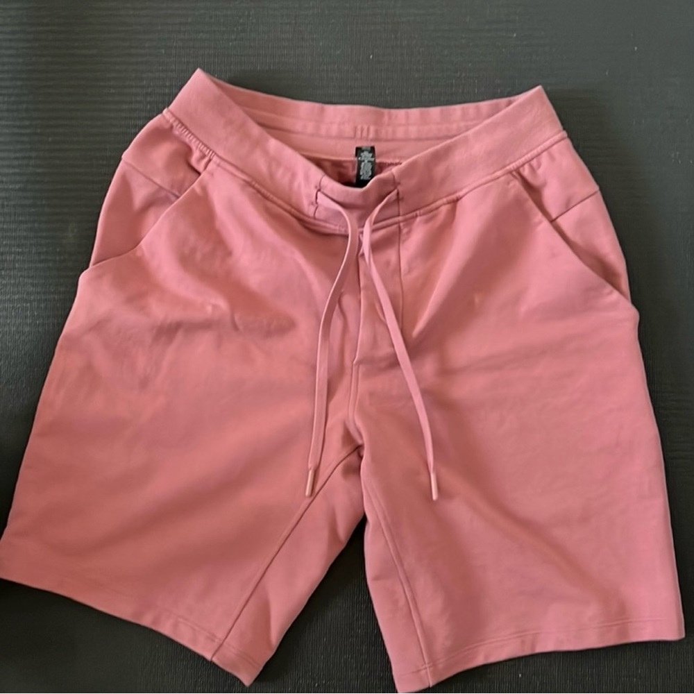Lululemonon city sweat short